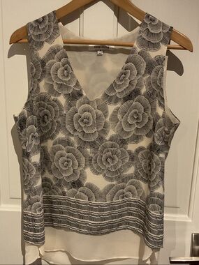 Rose & Olive Cream Sleeveless V-Neck Top with Gray Floral Lace